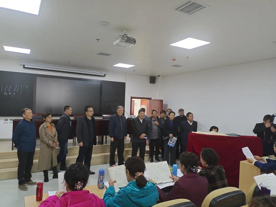 西藏自治区出台人口老龄化国情教育分工方案(图1)