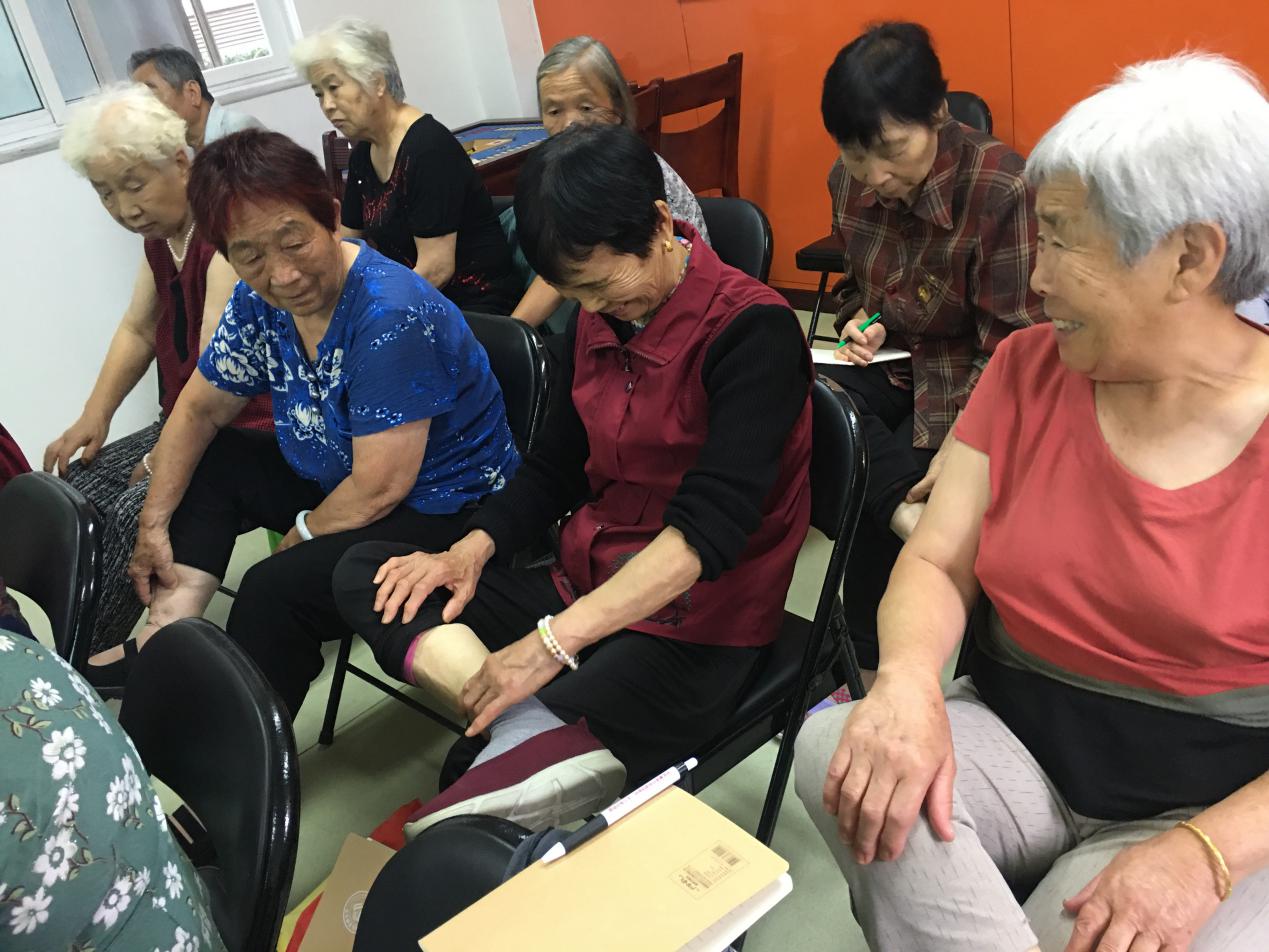 扬州启动2026年老年人智能技术培训(图1)