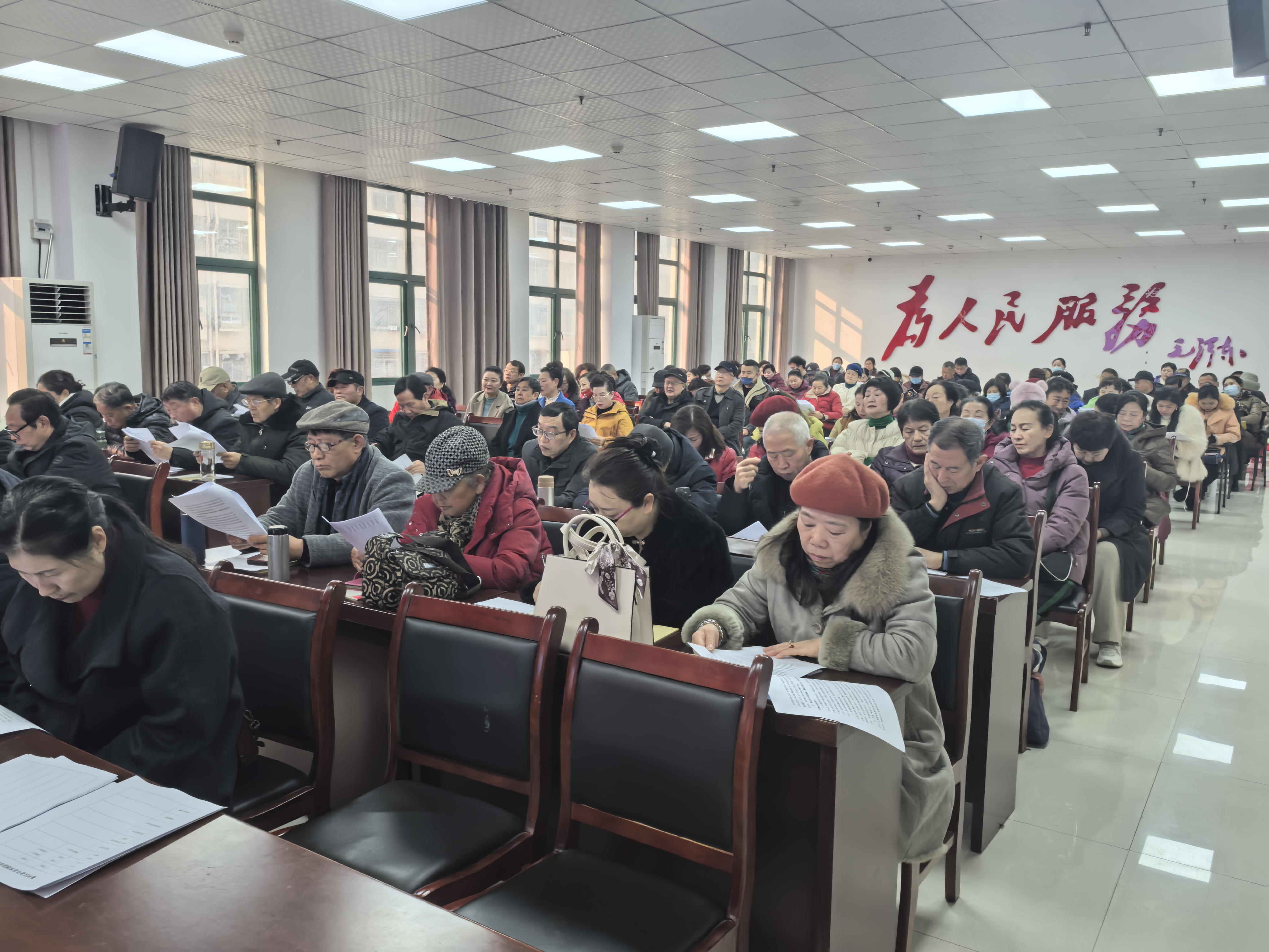 学海共畅游桑榆霞满天(图1)