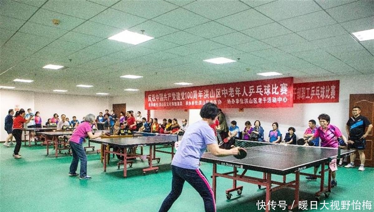湖西社区传统小吃培训赋能居民增收(图1)
