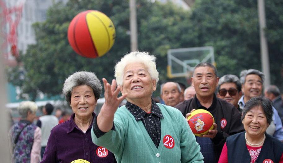 7月3日看点:银发族占旅游人数20%!退休不是退场新万亿赛道正在崛起(图1)