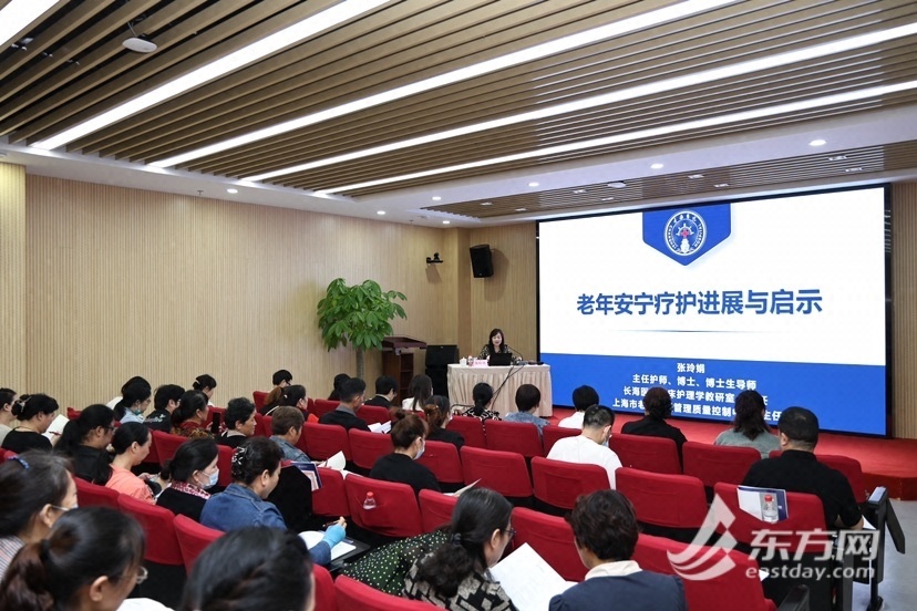 老年人必看!这10大免费课程帮你重拾生活乐趣!(图1)